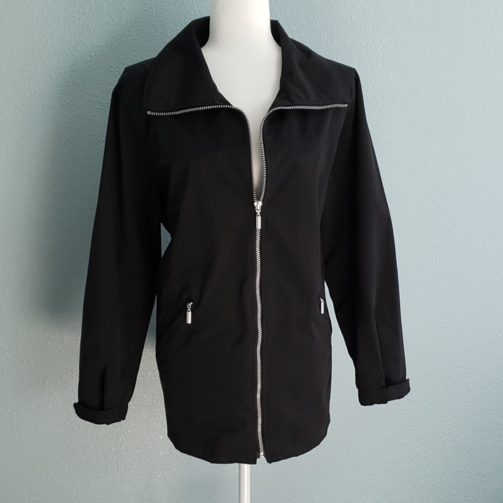 Outbrook Lined Windbreaker